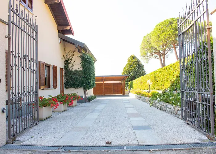 Spina Bed & Breakfast 4*